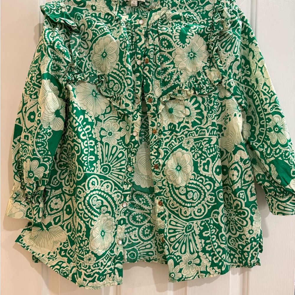 Green Floral omgee top